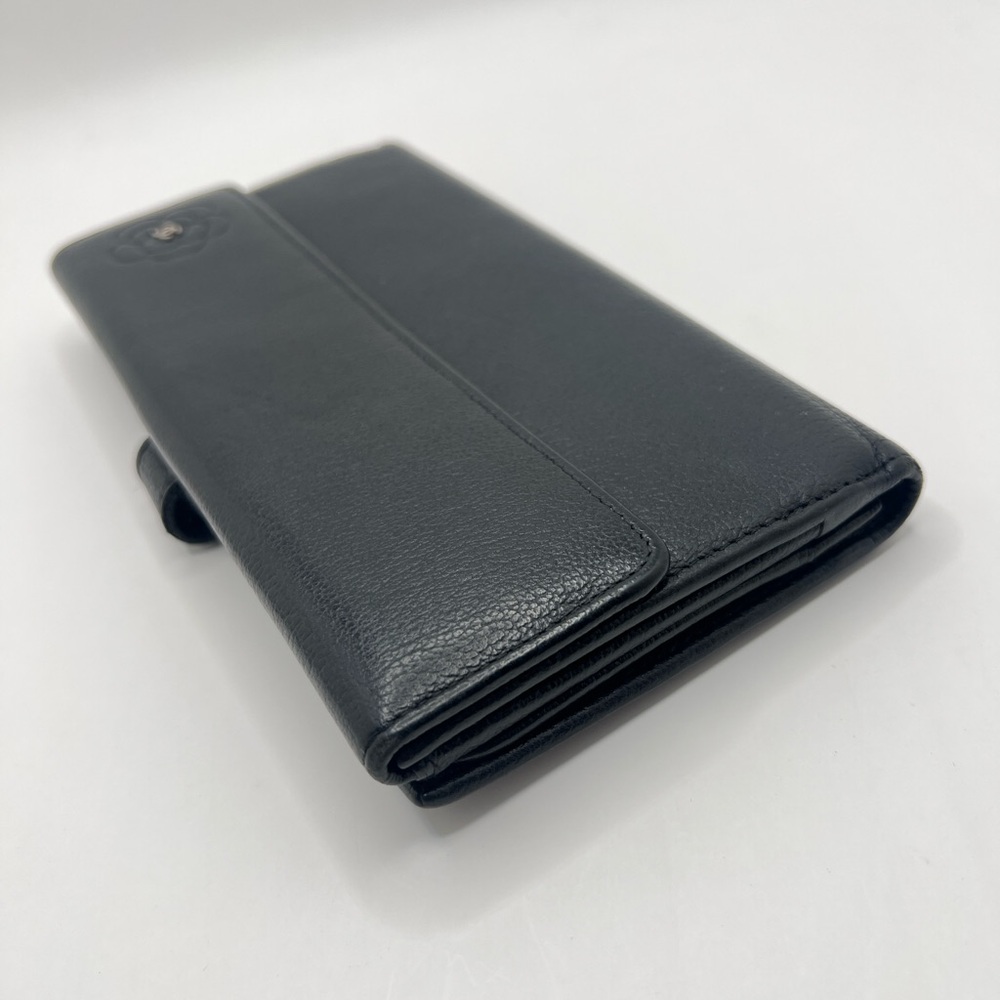 Authentic CHANEL CC Black Camellia Calfskin Leather Long Wallet W/ Serial Card - Picture 4 of 12